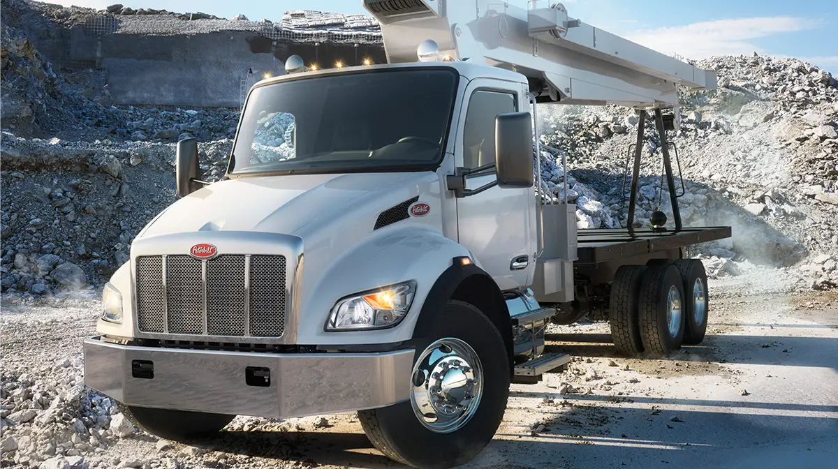 Peterbilt 548 Crane Truck